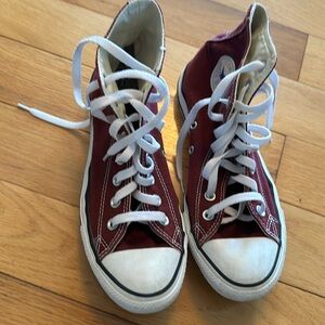 Converse great shape